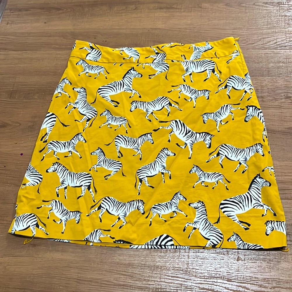 Ann Taylor Factory Zebra Skirt with lining size 12
